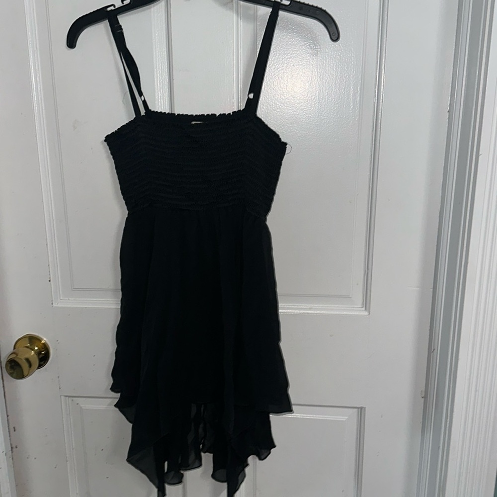 Guess Black Tank Top with Ruffled Hem